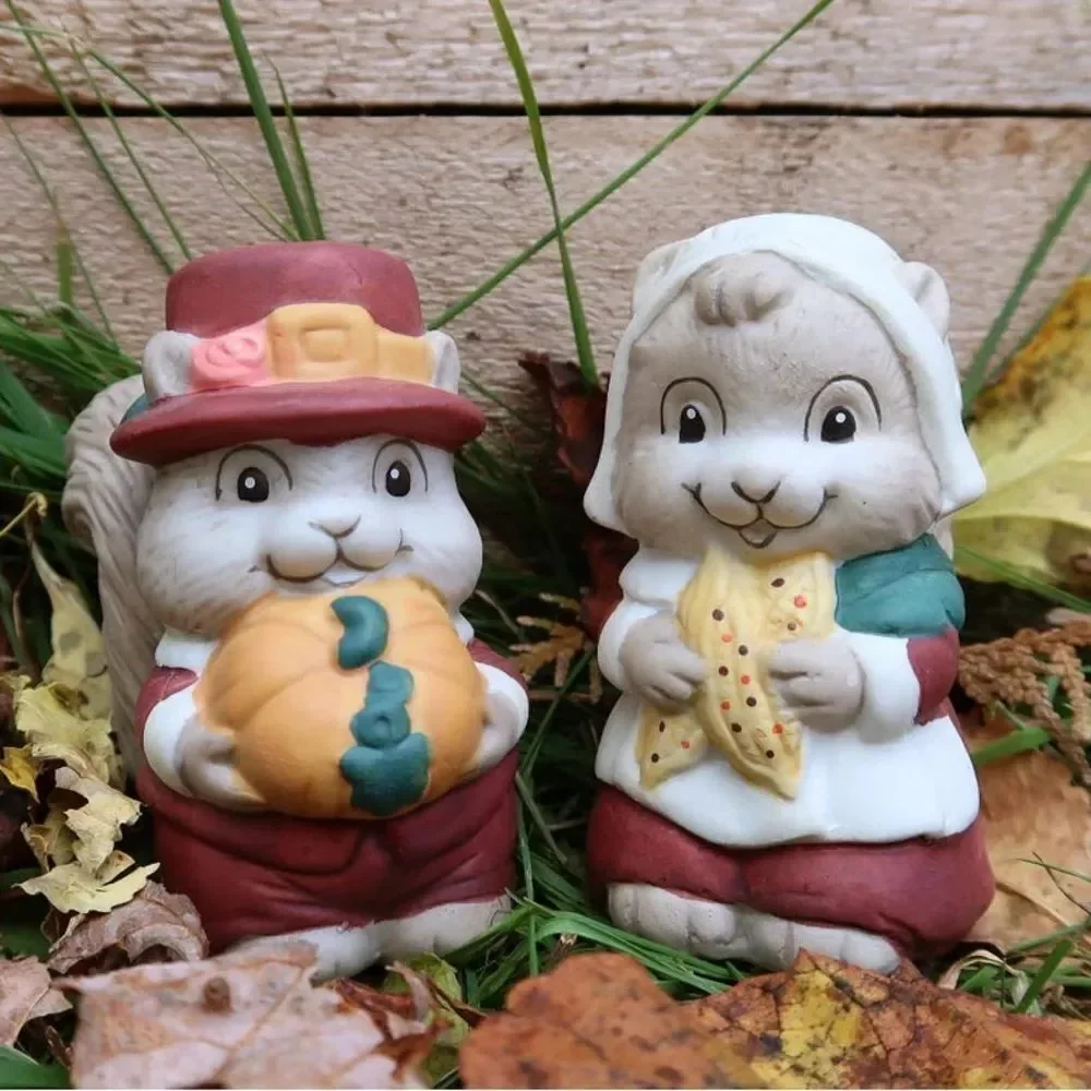 American Greetings Squirrel Salt & Pepper Shakers - Brown and White NIB